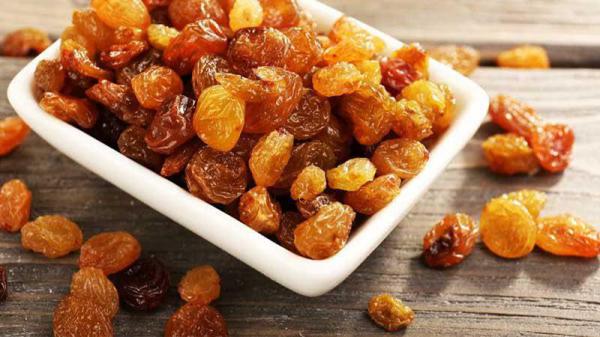 Are sultana raisins seedless?