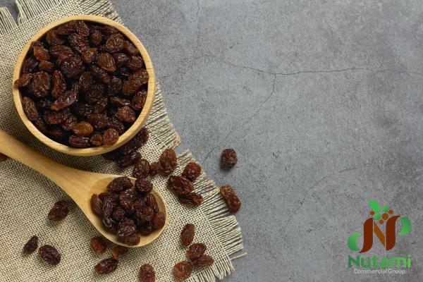 How Much Raisins to Eat Per Day?