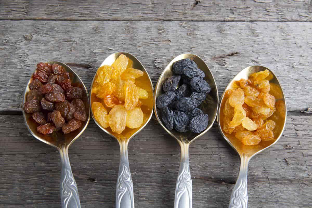  sultana raisins nutritional information for health + value 