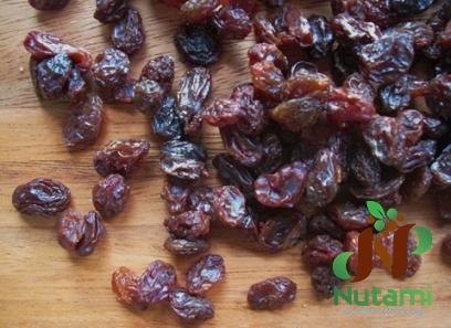 Buy new raisins of green grapes + great price